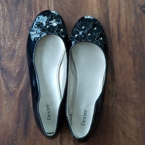 Dexter Shoes - Dexter sz 12 Dressy Shiny Black Flower Flats Dexter Shoes - Dexter sz 12 Dressy Shiny Black Flower Flats